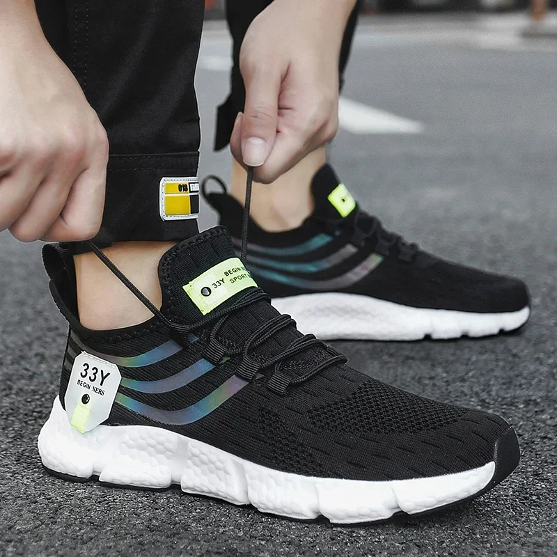 Sepatu kets lari ringan untuk  - Breathable Mesh Athletic Shoes ulasan dan harga
