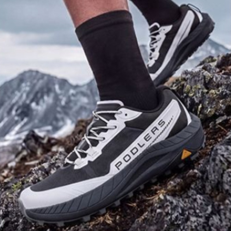 Sepatu Atletik Baru yang Keren - Anti Slip Trail Running Sneakers ulasan dan harga